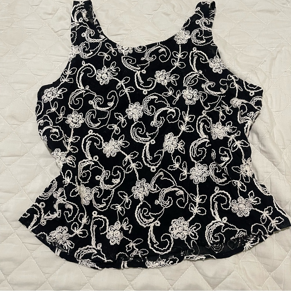 Elegant Black and White Floral Women's Top